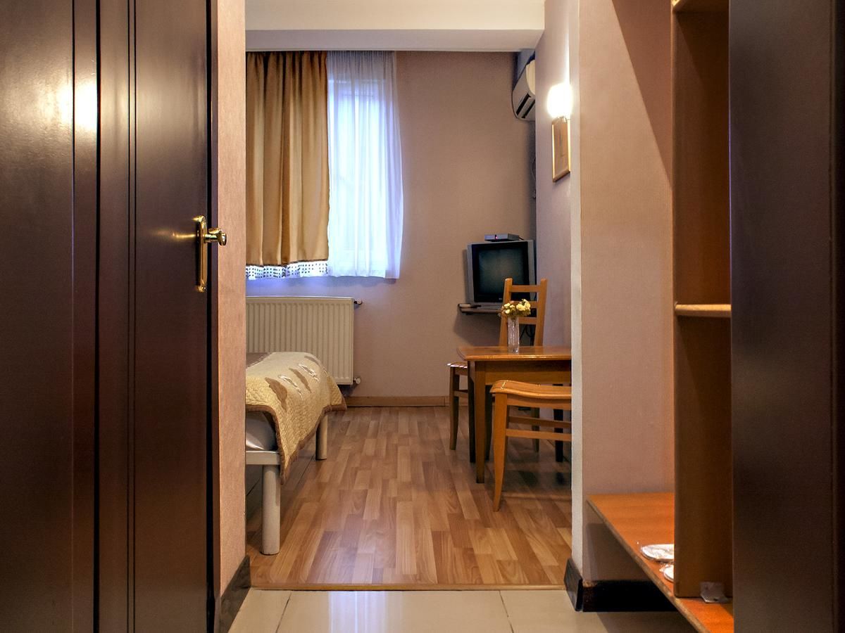 Отель Hotel Skip Тбилиси